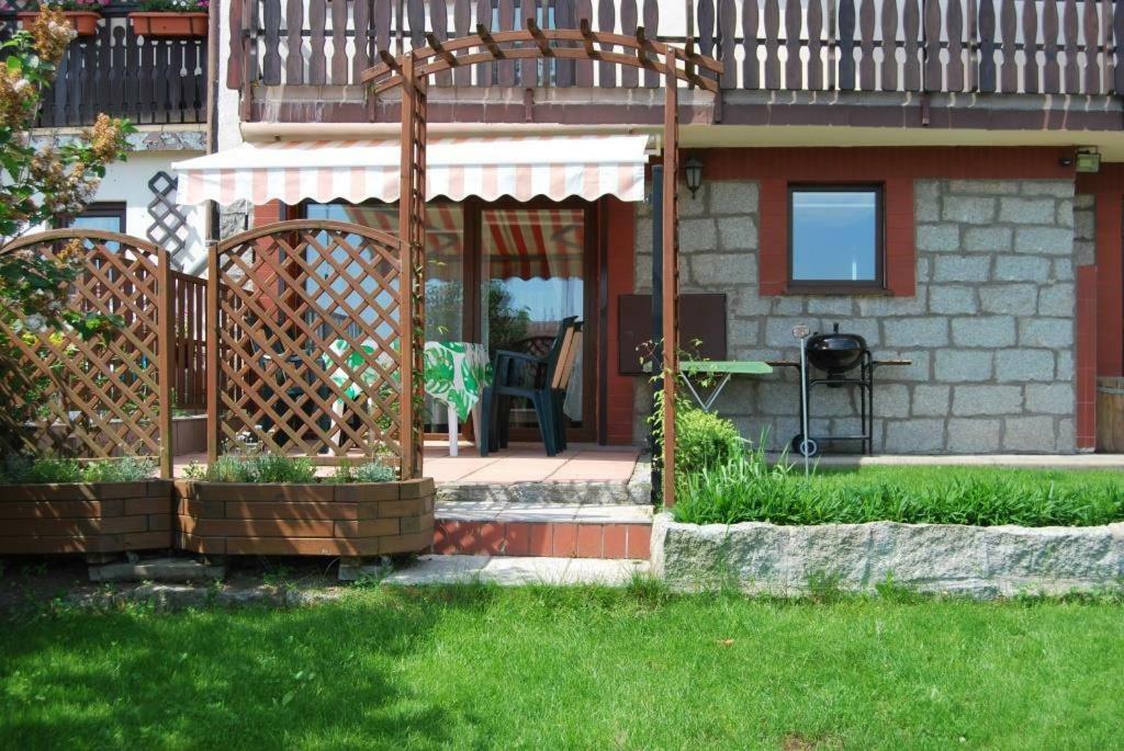Apartament Rodzinny シクラルスカ・ポレンバ エクステリア 写真